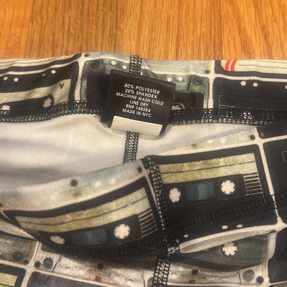 Terez Mix Tapes Leggings - Picture 4 of 6